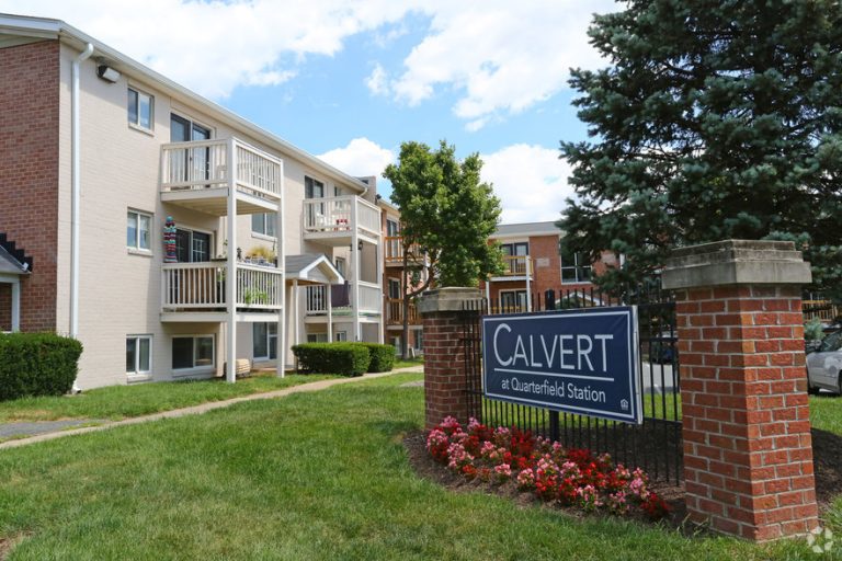 Calvert At Quarterfield Station